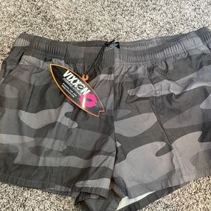 Vixxon board shorts